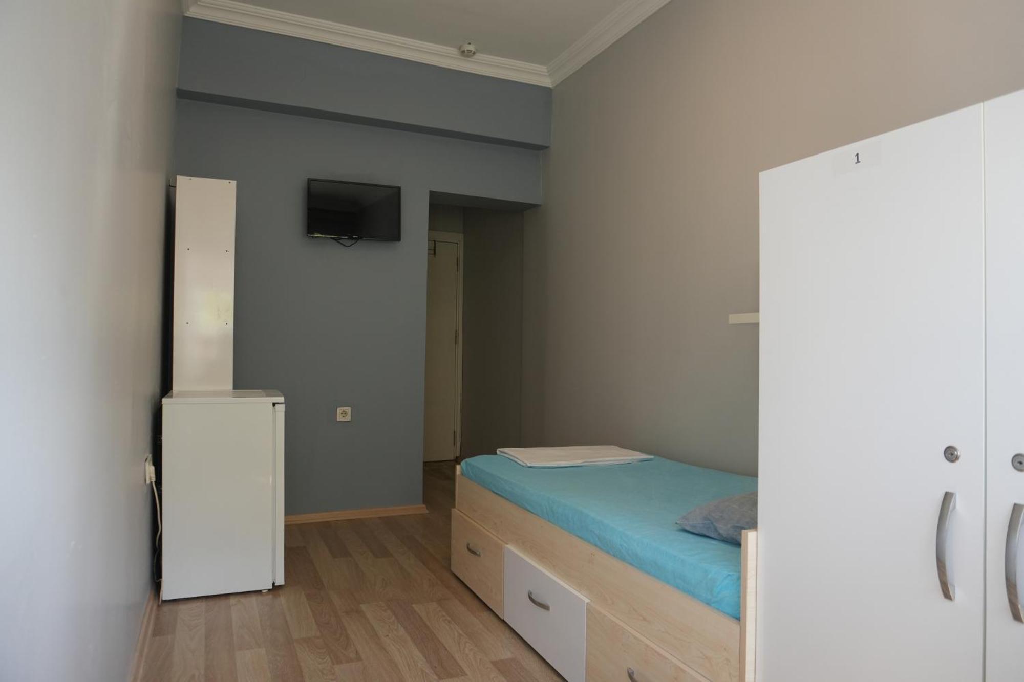 Sabiha Hanim Yurdu Only Male Istanbul Exterior foto